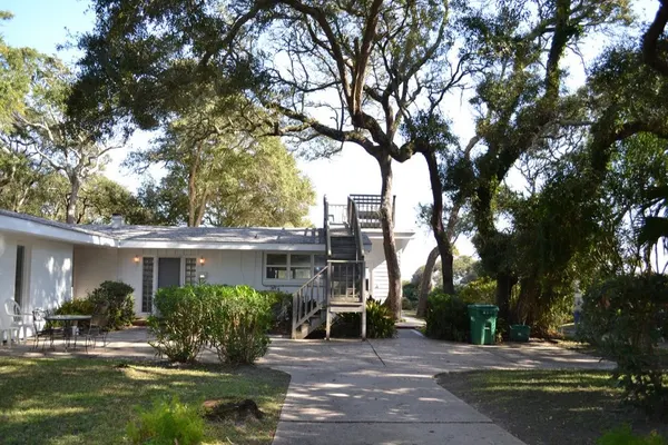 Photo 1 - COTTAGE BY THE SEA - Unit A
