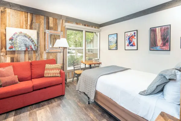 Photo 1 - Mountainside Inn 412