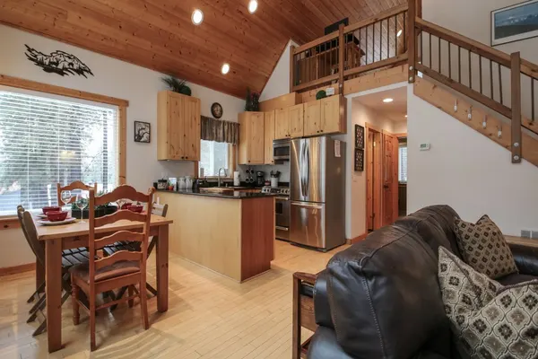 Photo 1 - Cascade Adventure Cabin