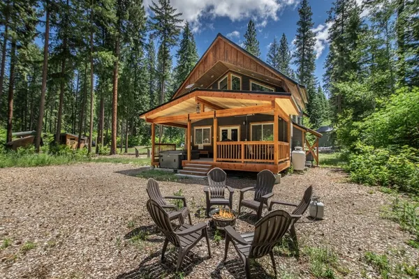 Photo 1 - Compass Cabin