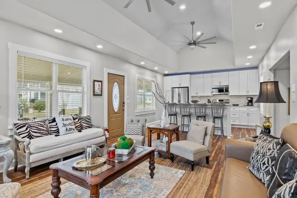 Photo 1 - Conch's Point Cottage