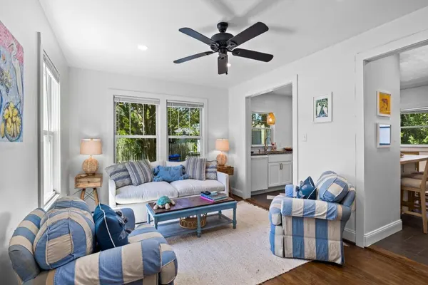Photo 1 - Green Turtle Cottage