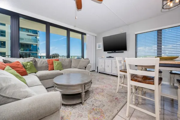 Photo 1 - Island Winds East 311