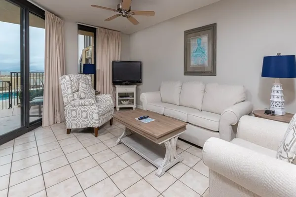 Photo 1 - Phoenix IV 4005