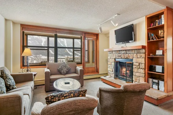 Photo 1 - Village Square 1 Bedroom Condo #531