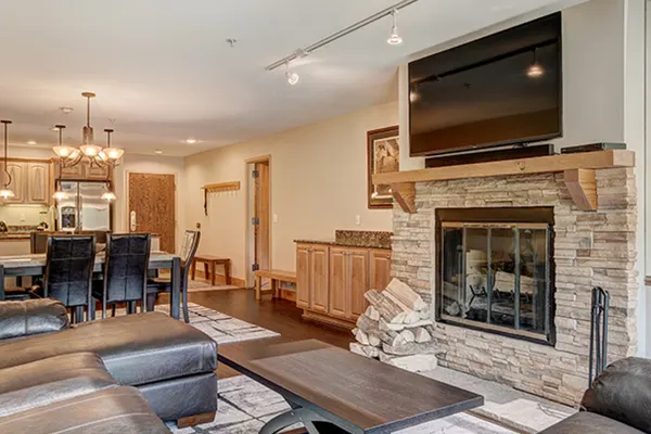 Photo 1 - Mountain Plaza 3 Bedroom Condo #703/704