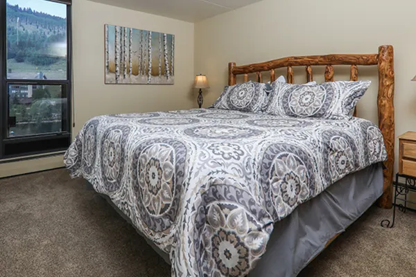 Photo 1 - Mountain Plaza 1 Bedroom Condo #404