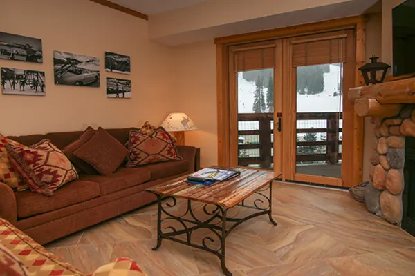 Photo 1 - Tucker Mountain 1 Bedroom + Den Condo #519