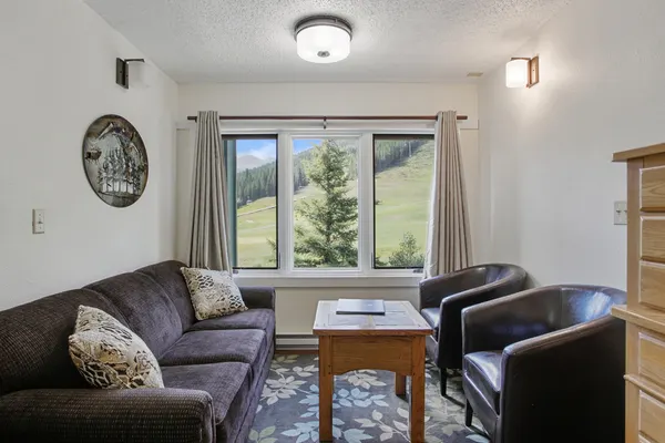 Photo 1 - Foxpine Hotel Style Room with 1 Bed  #206