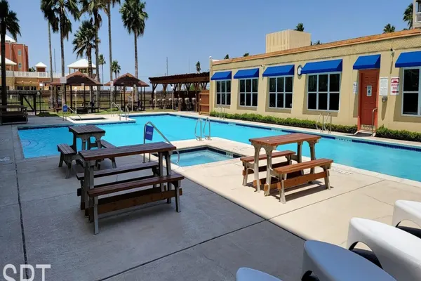 Photo 1 - Neat Efficiency near Beach * Great Pool * BBQ (Gulfview I #205)