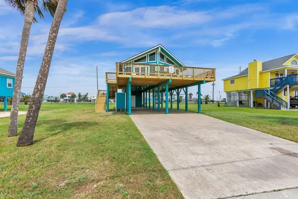 Photo 1 - Alsup House in Jamaica Beach