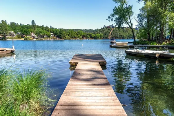 Photo 1 - Hart Lake House - Amazing Location 500 Feet to Marina Beach and Pet Friendly!