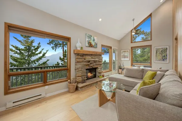 Photo 1 - Cliffview Luxury Vacation Rental at Windcliff