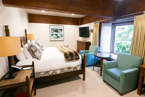 Photo 1 - Deluxe King Room