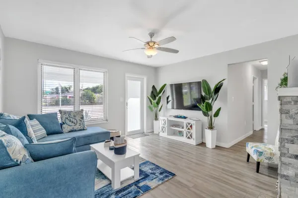 Photo 1 - Wilton Manors Ranch - PET FRIENDLY!
