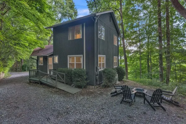 Photo 1 - Modern Pet Friendly Cabin in Waynesville- Blue Ridge Lookout