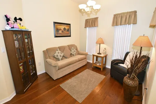 Photo 1 - Lakeside 4-Bed Pool Home at Villa Sol