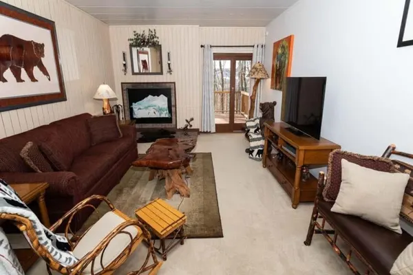 Photo 1 - Cozy Seven Springs 1 Bedroom Deluxe Condo Sleeps 4