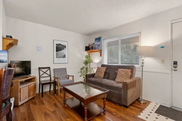 Photo 1 - HNC0641 - Heavenly Chairview Condo