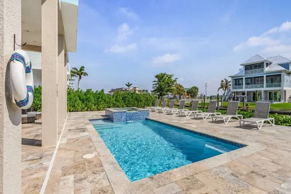 Photo 1 - 671 Ocean Pearl Luxurious Home: Gulf Views, Pool, Elevator