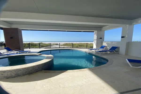 Photo 1 - 61 Once Upon A Tide: 4BR Beachfront with Pool & Spa!