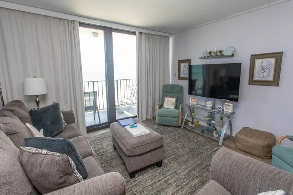 Photo 1 - ROYAL GARDEN RESORT 415