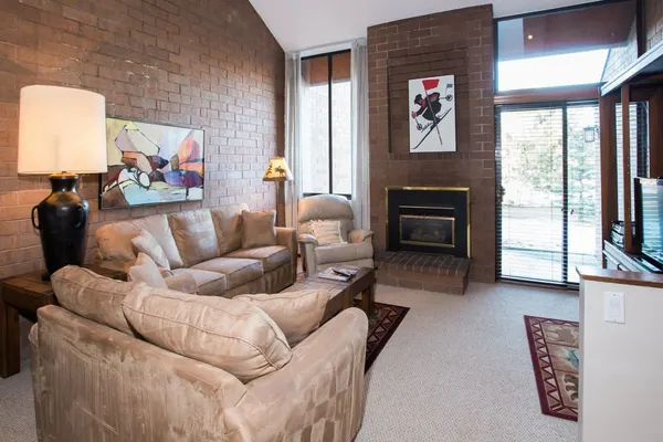 Photo 1 - Park Avenue 314