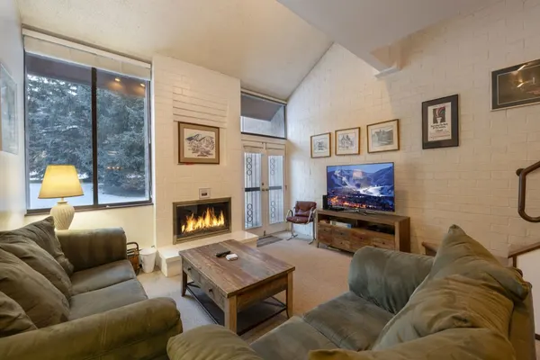 Photo 1 - Park Avenue 268