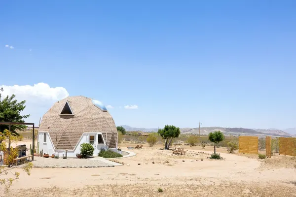 Photo 1 - Abracadabra Dome - Come Experience the UNIQUE and Cozy!