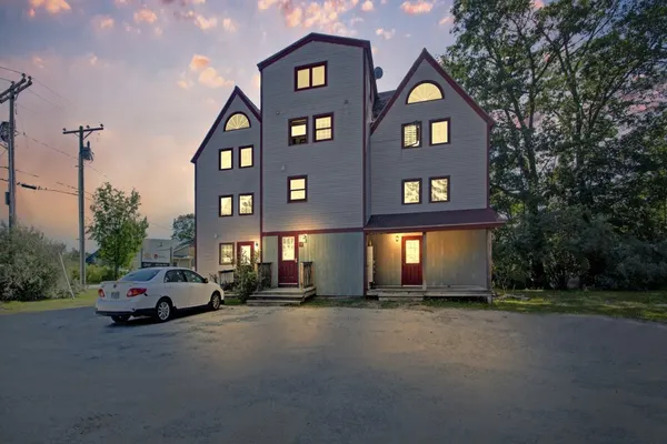 Photo 1 - Simple and Cozy Apartment Just Mins to Loon Mountain and Waterville Valley