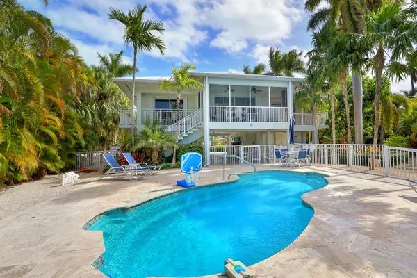 Photo 1 - Waterfront Luxury Home with Pool and Boat Dock