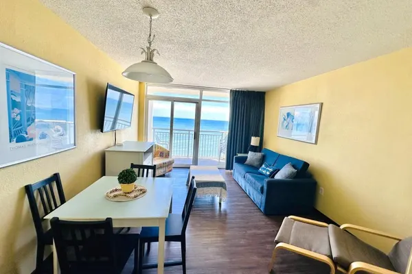 Photo 1 - Baywatch I 1607