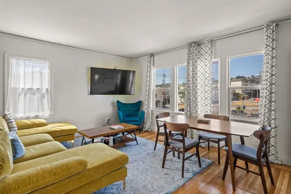 Photo 1 - Centrally Located ☀️ Bright Two Bedrooms