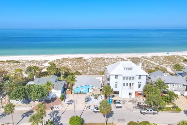 Photo 1 - Gulf Breeze - Gulf Front Monthly Beach Rental