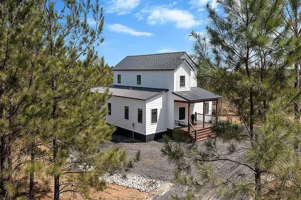 Photo 1 - Cabin of the Pines