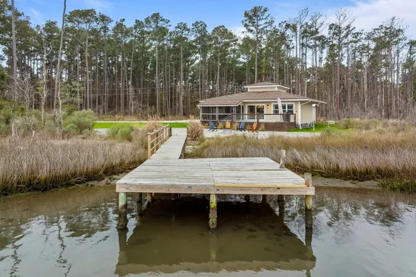 Photo 1 - Water's Edge Retreat