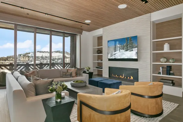 Photo 1 - The Residences at The Tower-3 Bedroom Deluxe #6