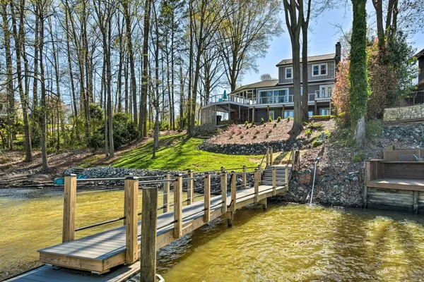 Photo 1 - 4BR Riviera Paradise w/ Private Dock!