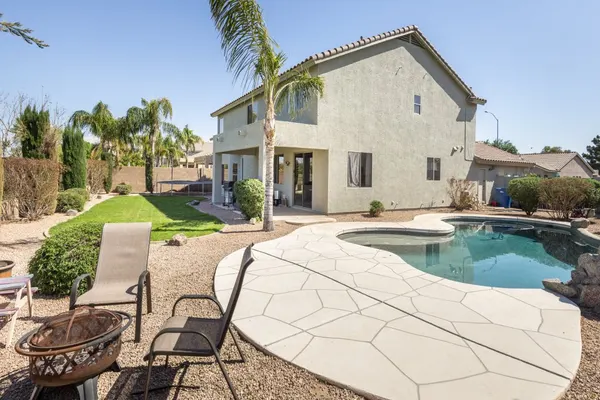 Photo 1 - Cozy Sun-Kissed Desert Oasis