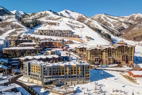 Photo 1 - 1791 Lakeside Getaway at Deer Valley! Free Deer Valley Skier Shuttle!