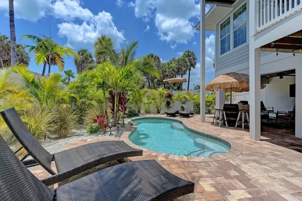 Photo 1 - Paradise Found
