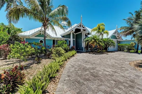 Photo 1 - Conch Out Beach House