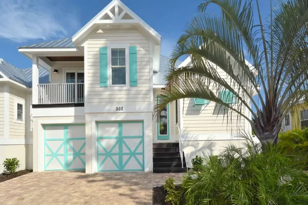 Photo 1 - Seahorse Beach House