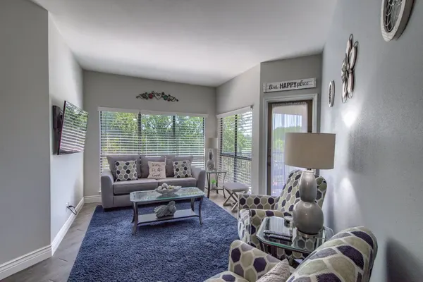 Photo 1 - IC 316 Riverfront Bliss