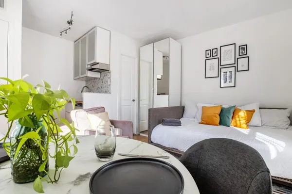 Photo 1 - 391555TH - Close to NYC! Relaxing Quiet Studio in Woodside