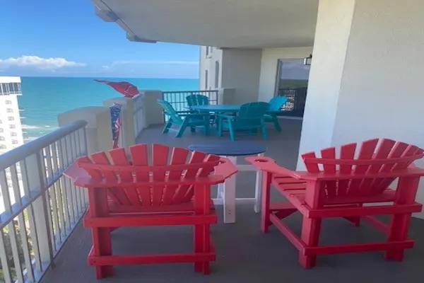 Photo 1 - Stylish Oceanview 2BR - 1603 Royale Palms