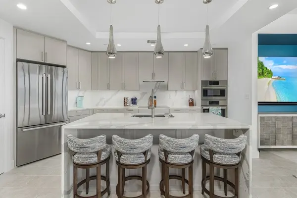 Photo 1 - Monthly Discount! Grandview 603: Beach, Pool & Hot Tub