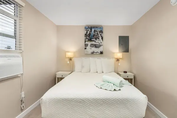 Photo 1 - 1030 Cabana Azul Charming 1BR Cottage Near Times Square & Beach