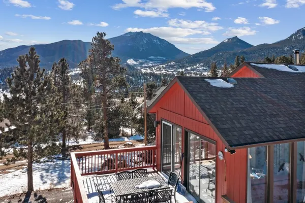 Photo 1 - Twin Sisters Views by Estes Park Homes