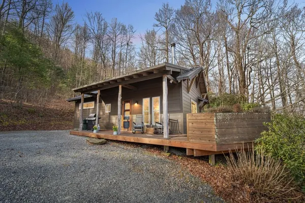 Photo 1 - The Cabin at Little Creek Homestead